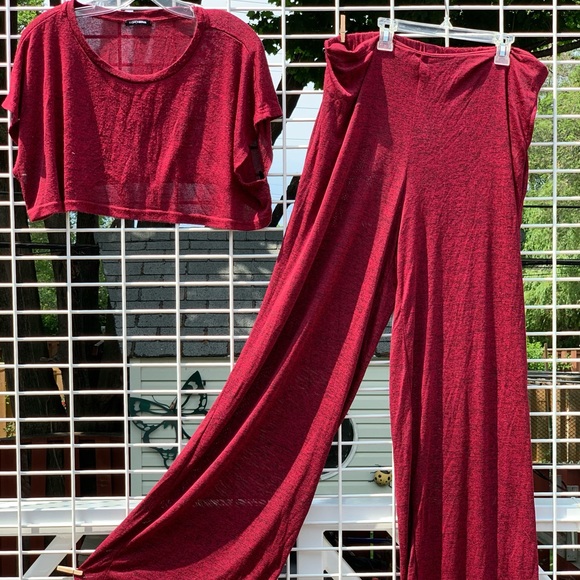 Red crop top high waisted co-ord set - Picture 1 of 4